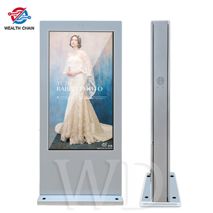 55&quot; 2500cd/m² LCD outdoor signgae Intel I3 i5 i7 advertise device